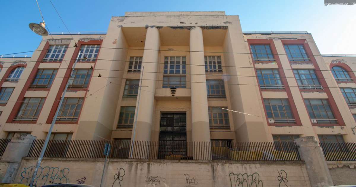Bari, nuova vita per la Caserma Sonnino: ospiter� il liceo artistico